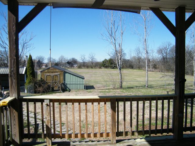 275 Walnut Grove Rd, Hartsville, TN 37074