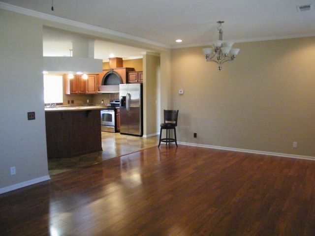 275 Walnut Grove Rd, Hartsville, TN 37074