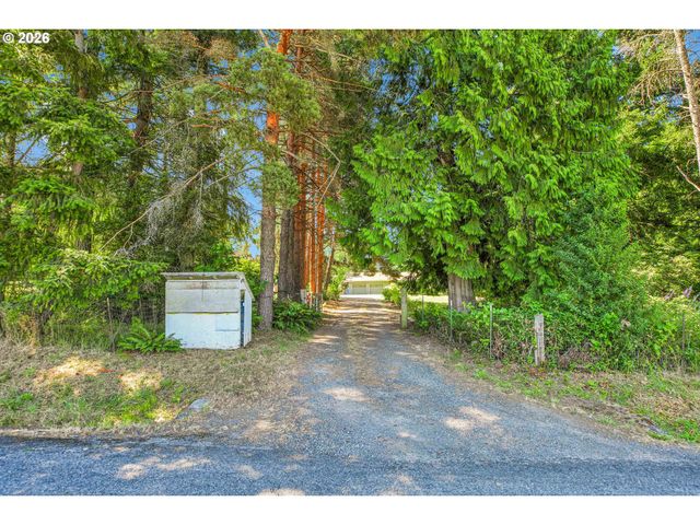 24620 Se SUNSHINE VALLEY Rd, Damascus, OR 97089