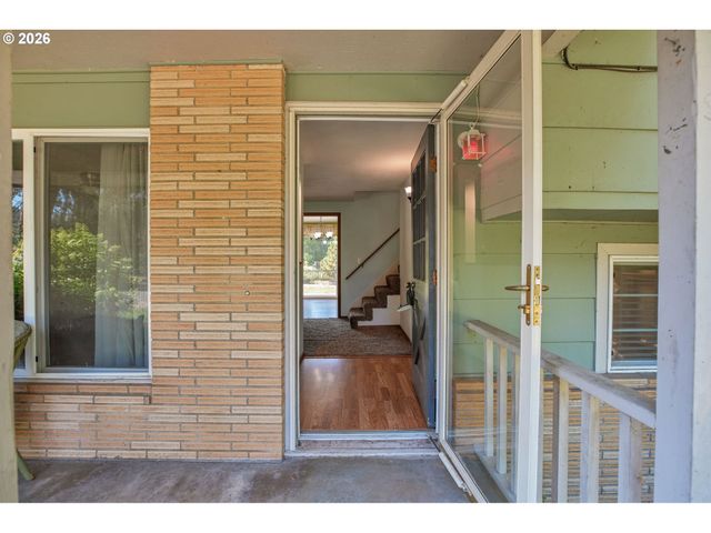 24620 Se SUNSHINE VALLEY Rd, Damascus, OR 97089