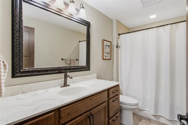 4225 Clay Street, Eau Claire, WI 54701