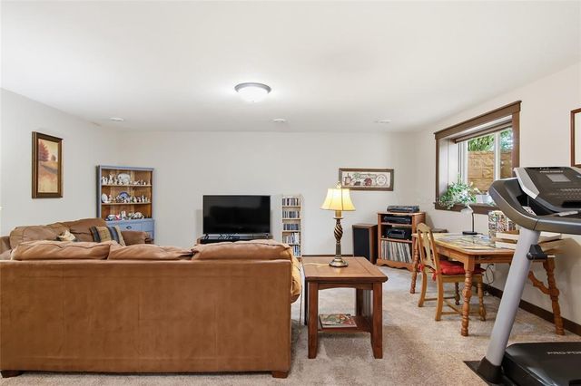 4225 Clay Street, Eau Claire, WI 54701