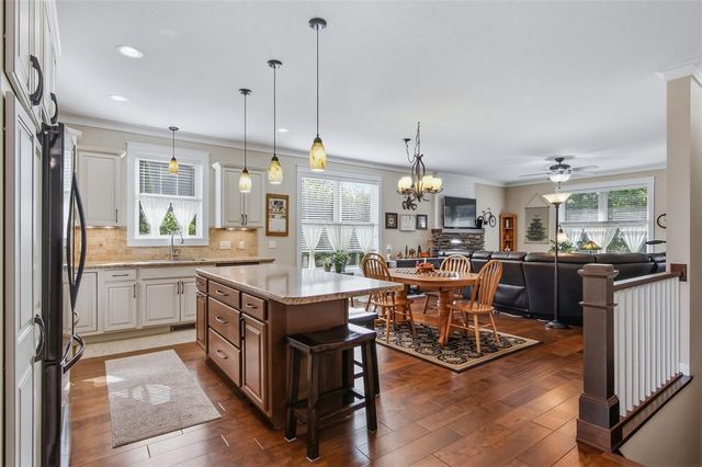 4225 Clay Street, Eau Claire, WI 54701