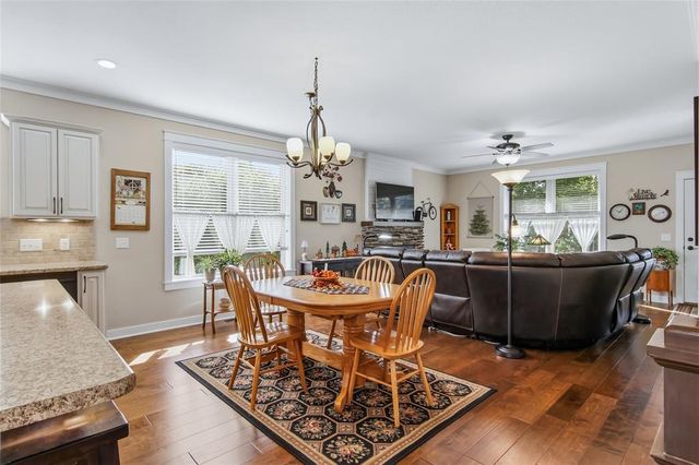 4225 Clay Street, Eau Claire, WI 54701