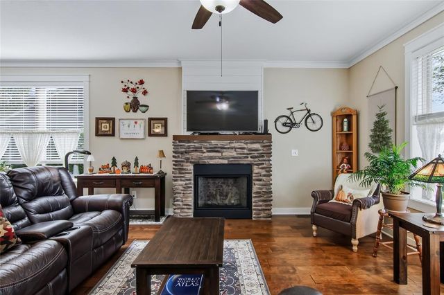 4225 Clay Street, Eau Claire, WI 54701