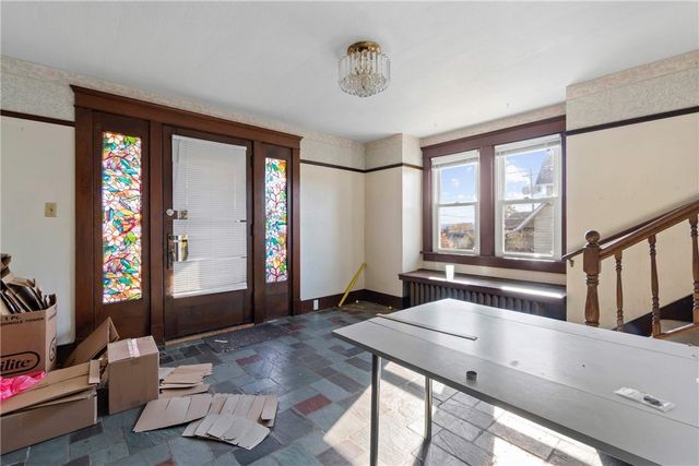 13 Charles St, Dravosburg, PA 15034