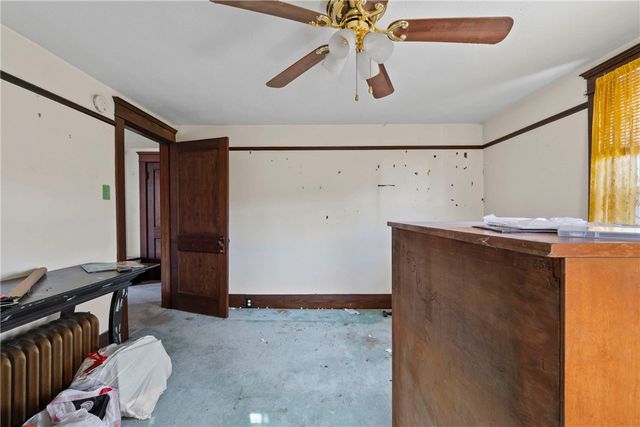 13 Charles St, Dravosburg, PA 15034