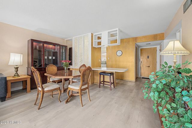 10862 N Fairway Court E, Sun City, AZ 85351