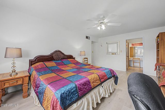 10862 N Fairway Court E, Sun City, AZ 85351