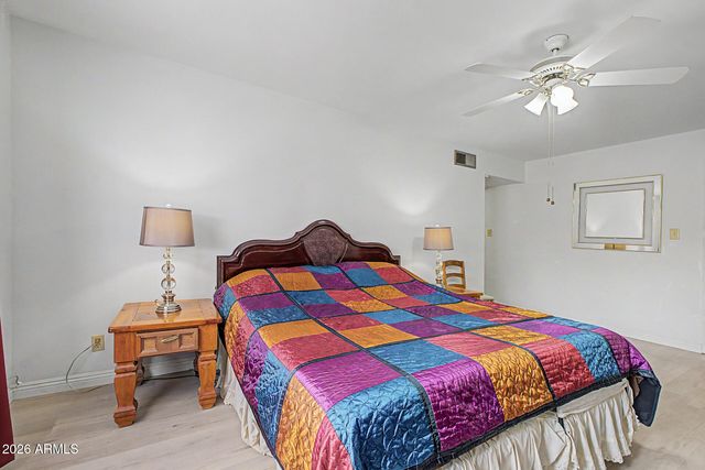 10862 N Fairway Court E, Sun City, AZ 85351