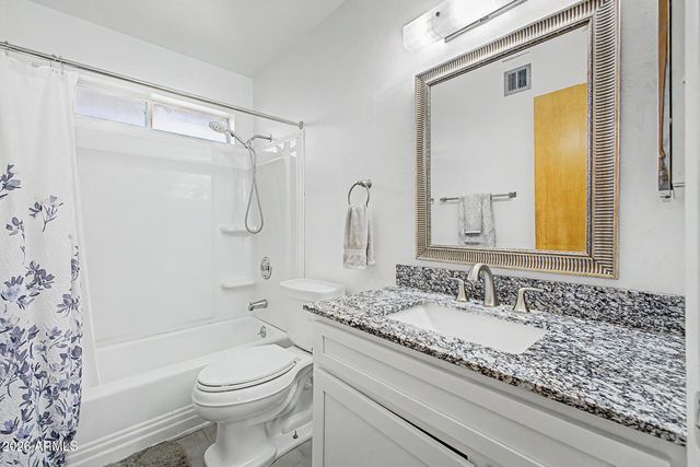 10862 N Fairway Court E, Sun City, AZ 85351