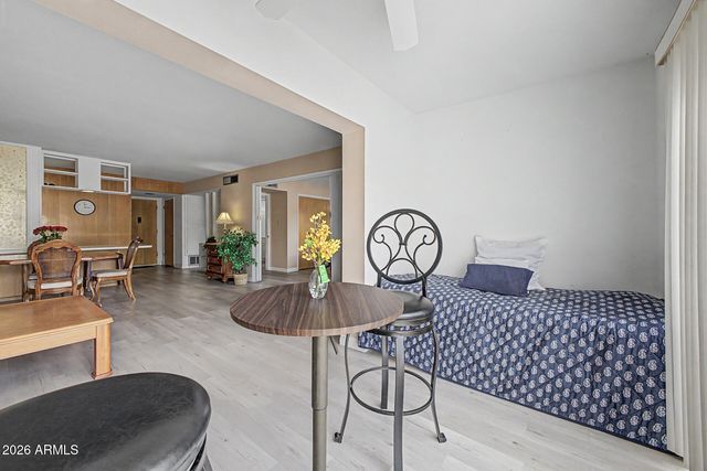 10862 N Fairway Court E, Sun City, AZ 85351