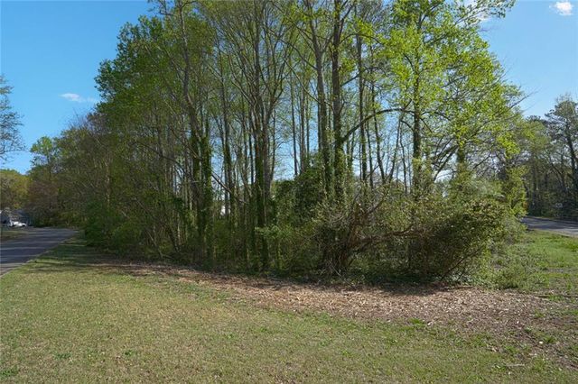 600 Creek Water Trail, Marietta, GA 30060