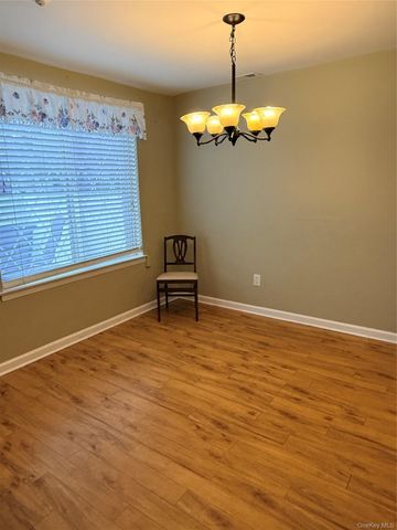 86 Birchwood Road 402, Medford, NY 11763