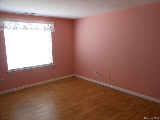 86 Birchwood Road 402, Medford, NY 11763