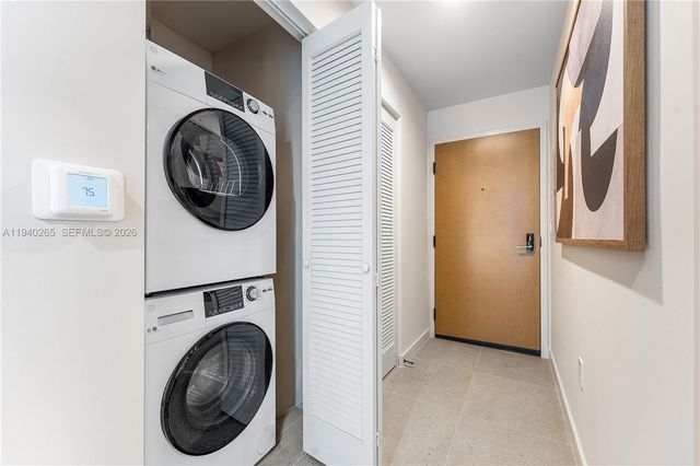 11 NE 6th Street 1702, Miami, FL 33132