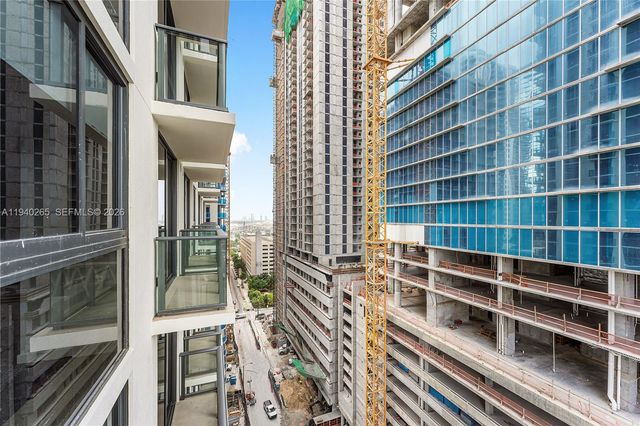 11 NE 6th Street 1702, Miami, FL 33132