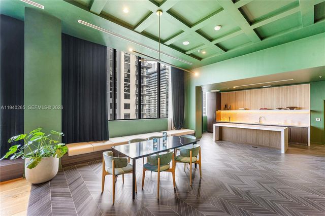 11 NE 6th Street 1702, Miami, FL 33132