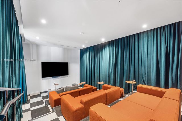 11 NE 6th Street 1702, Miami, FL 33132