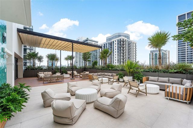 11 NE 6th Street 1702, Miami, FL 33132