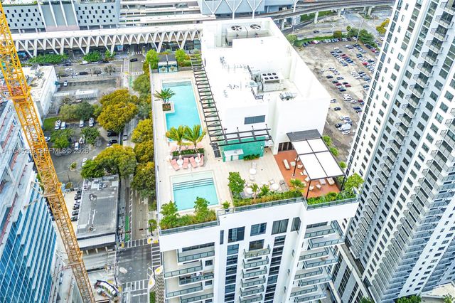 11 NE 6th Street 1702, Miami, FL 33132