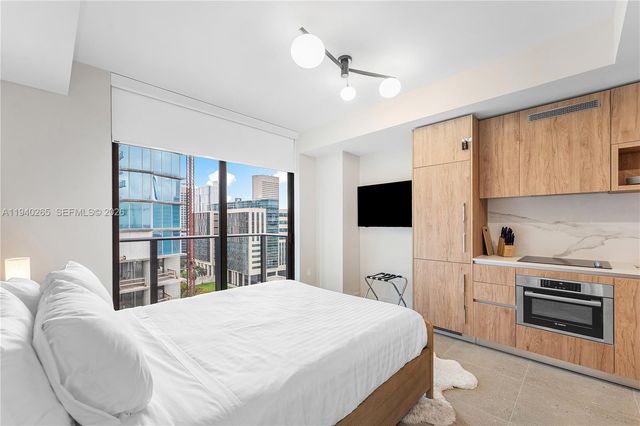 11 NE 6th Street 1702, Miami, FL 33132