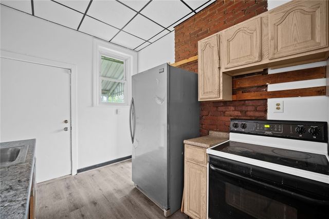 228 Winston, Hazelwood, PA 15207