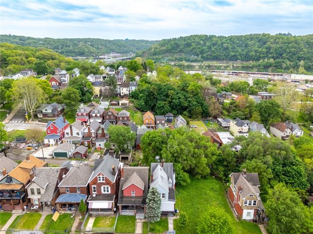 228 Winston, Hazelwood, PA 15207