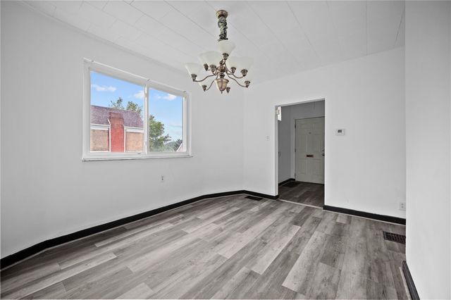 228 Winston, Hazelwood, PA 15207