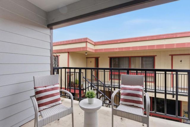 633 Baden Avenue C, South San Francisco, CA 94080