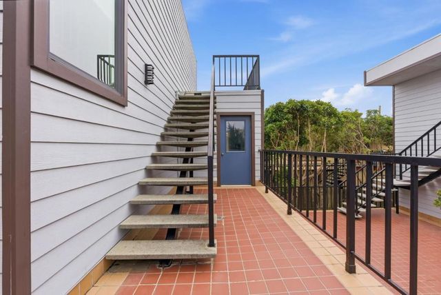 633 Baden Avenue C, South San Francisco, CA 94080