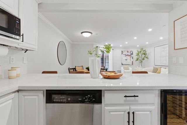 633 Baden Avenue C, South San Francisco, CA 94080