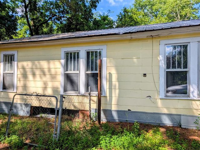 519 Webb Rd, Dothan, AL 36303