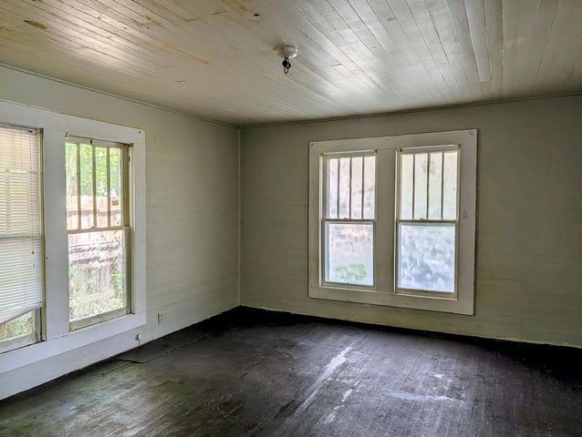 519 Webb Rd, Dothan, AL 36303