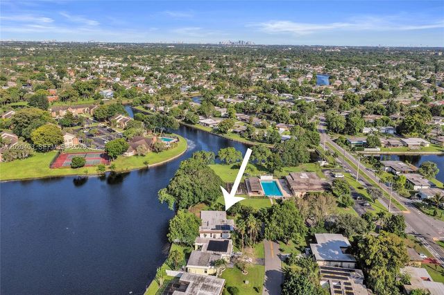 6408 NW 72nd Ave, Tamarac, FL 33321