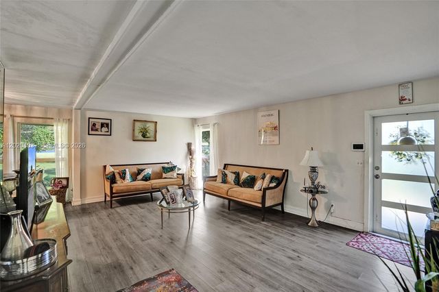6408 NW 72nd Ave, Tamarac, FL 33321