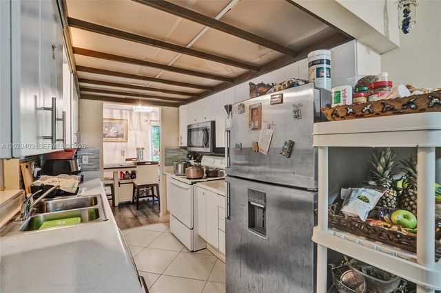 6408 NW 72nd Ave, Tamarac, FL 33321