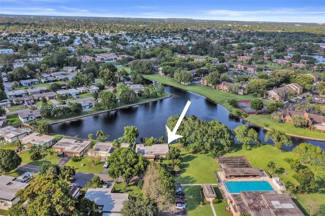6408 NW 72nd Ave, Tamarac, FL 33321