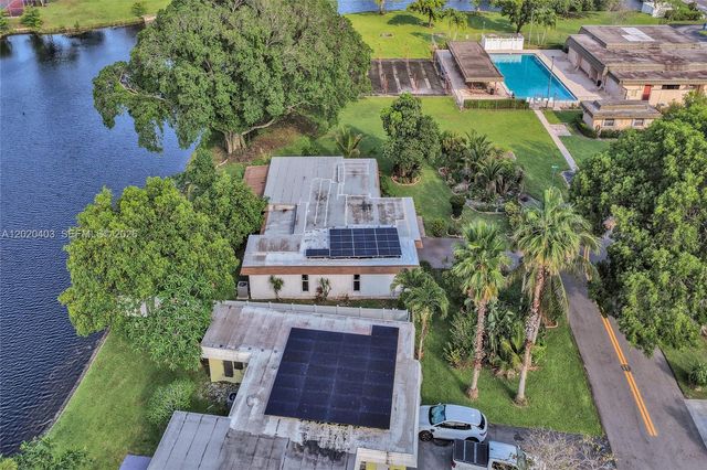 6408 NW 72nd Ave, Tamarac, FL 33321