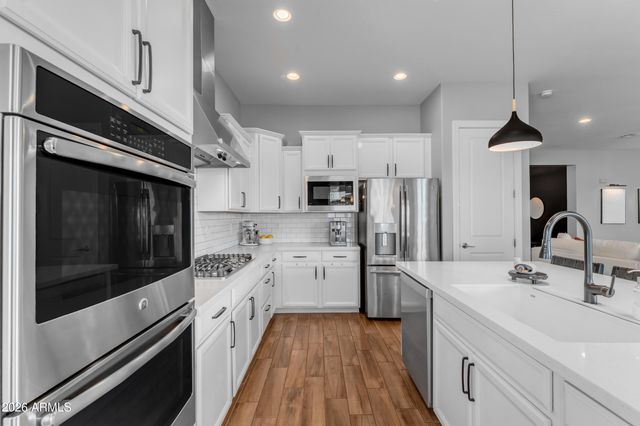 10326 E BERGERON Avenue, Mesa, AZ 85212