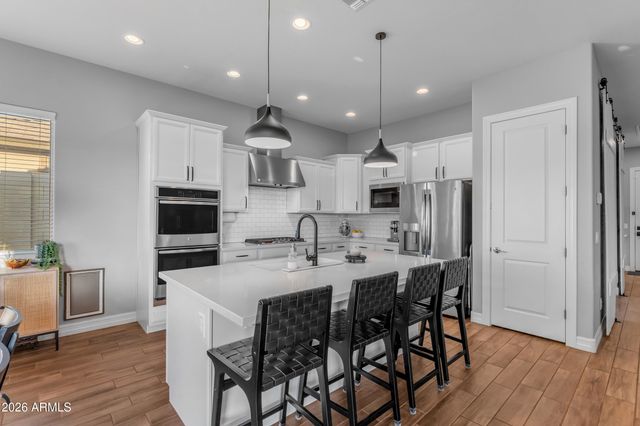 10326 E BERGERON Avenue, Mesa, AZ 85212