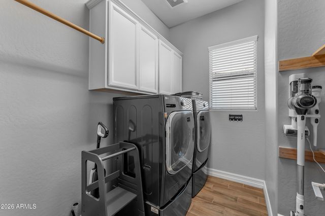 10326 E BERGERON Avenue, Mesa, AZ 85212