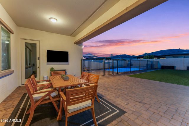 10326 E BERGERON Avenue, Mesa, AZ 85212