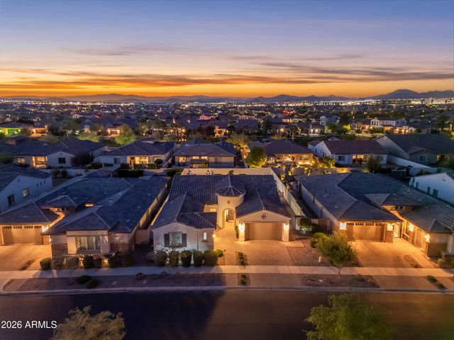 10326 E BERGERON Avenue, Mesa, AZ 85212