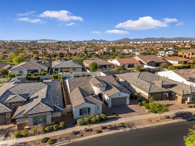 10326 E BERGERON Avenue, Mesa, AZ 85212