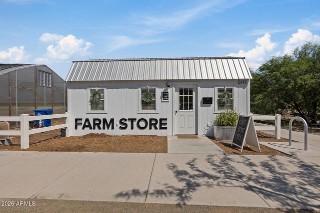 10326 E BERGERON Avenue, Mesa, AZ 85212