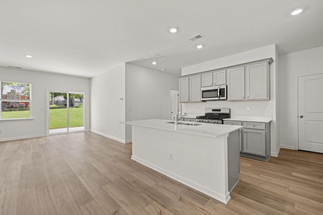 81 Buck Creek Lane, Rossville, GA 30741