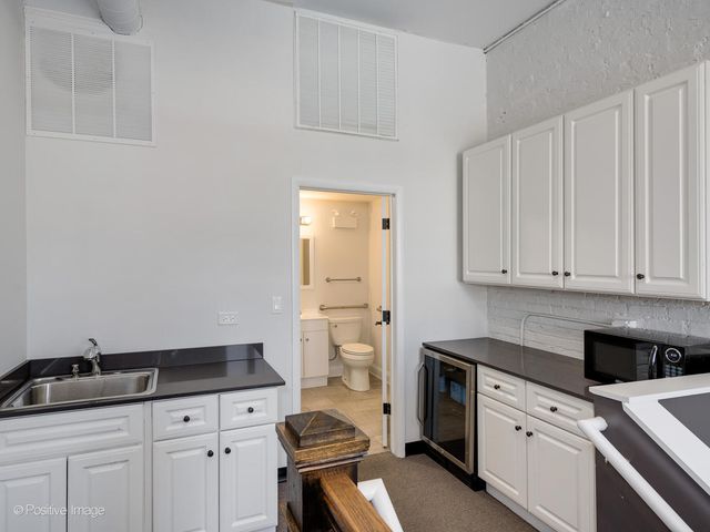 600-616 Laurel Avenue, Highland Park, IL 60035