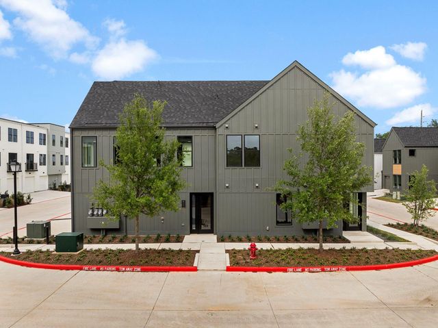 1941 Sawdust Road 224, The Woodlands, TX 77380