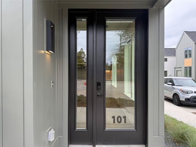 1941 Sawdust Road 224, The Woodlands, TX 77380